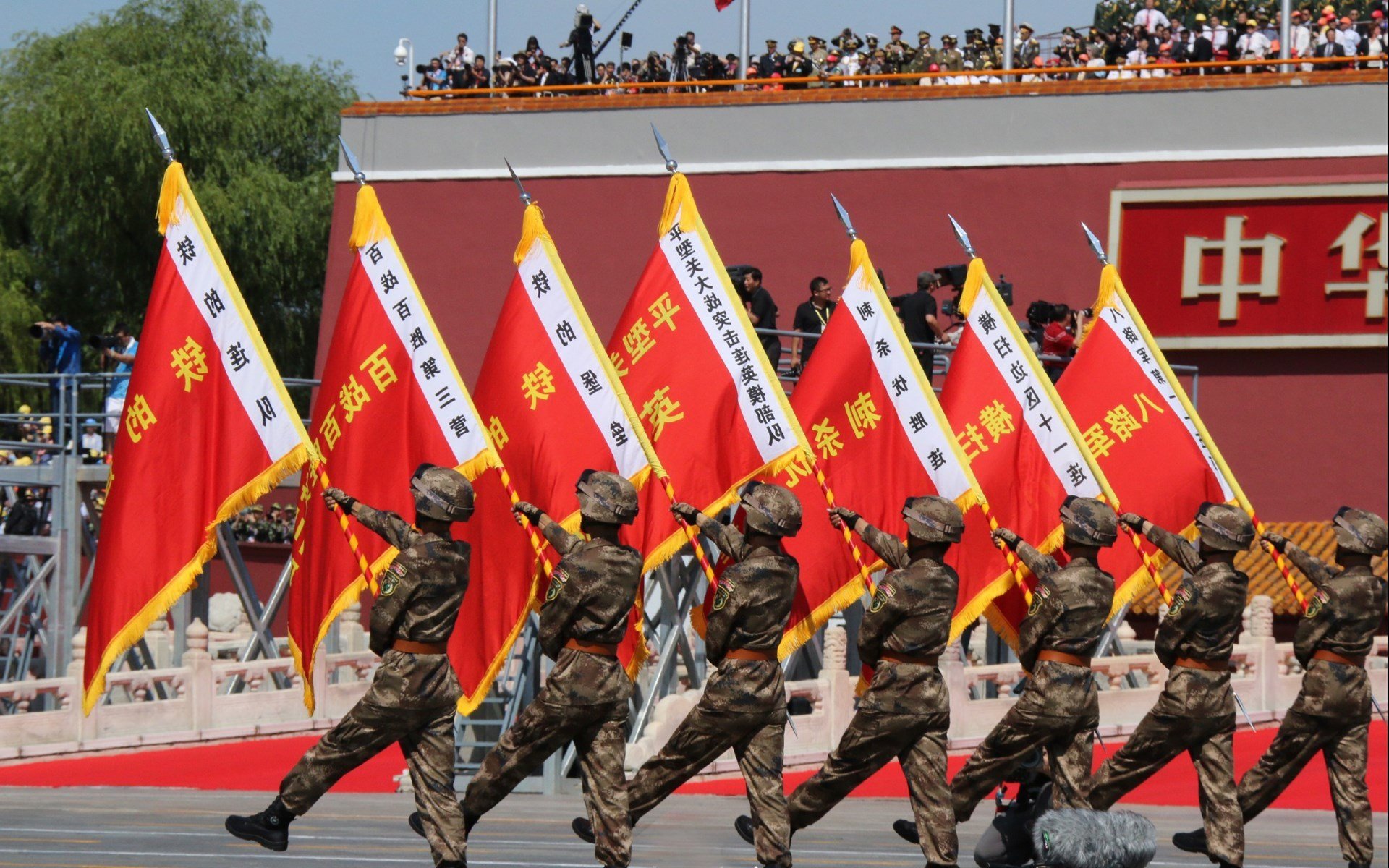 开云官方网页登录-核心后腰是否具备长传转移能力决定控场等级，核心是腰部力量吗